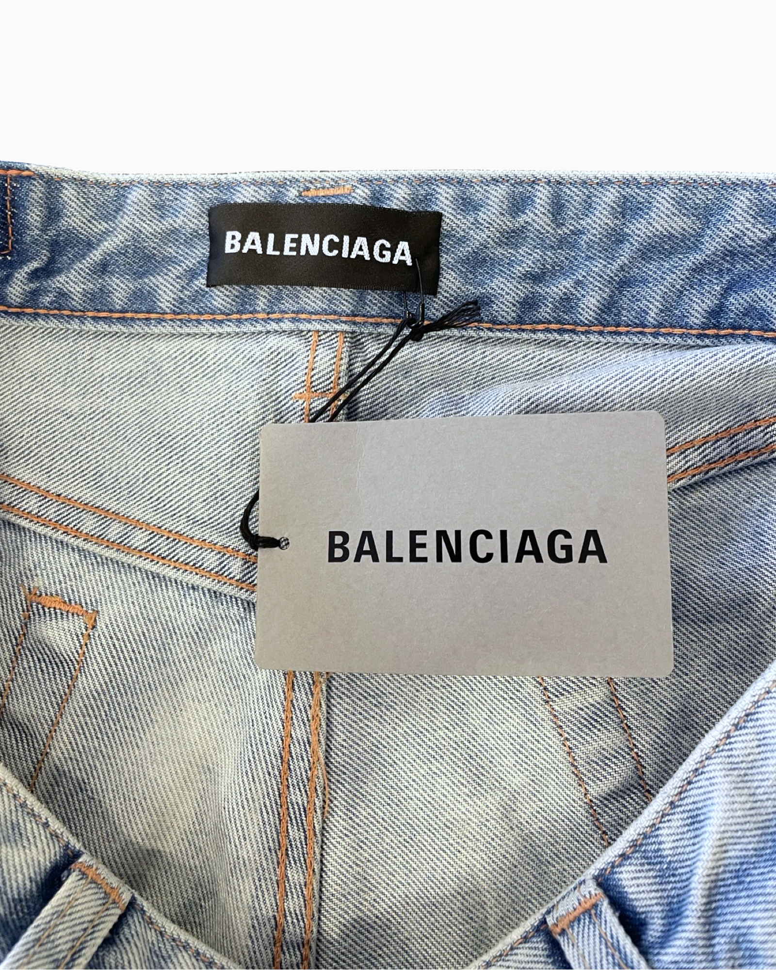 Balenciaga Normal Fit Washed Jeans –